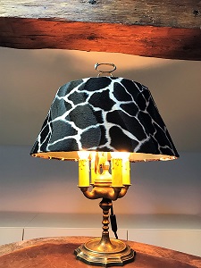 abat jour sur mesure-girafe-lampe bouillote-jade creation